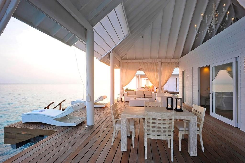 Water Villas Deck