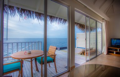 Sunrise Overwater Villa - outdoor deck