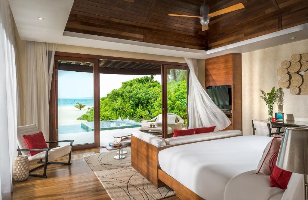 One Bedroom Beach Pool Pavilion Bedroom