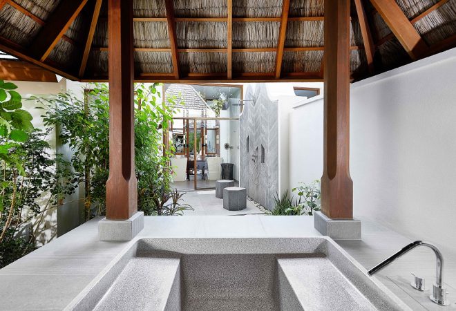 Beach Villa Bathroom