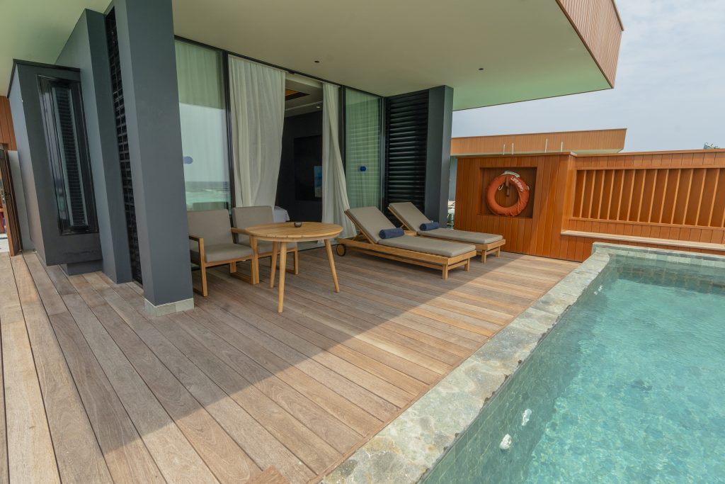 Ocean Pool Villa Deck