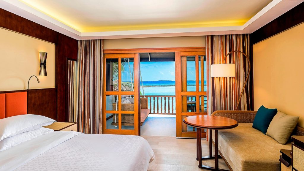 Beach Front Deluxe - Bedroom