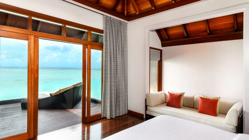 Water Bungalow - Bedroom