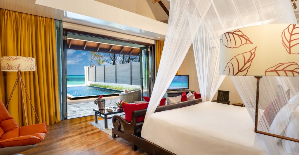 Kanifushi Beach Villa with Pool - Bedroom