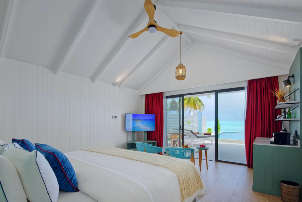 Deluxe Beach Pool Villa Bedroom