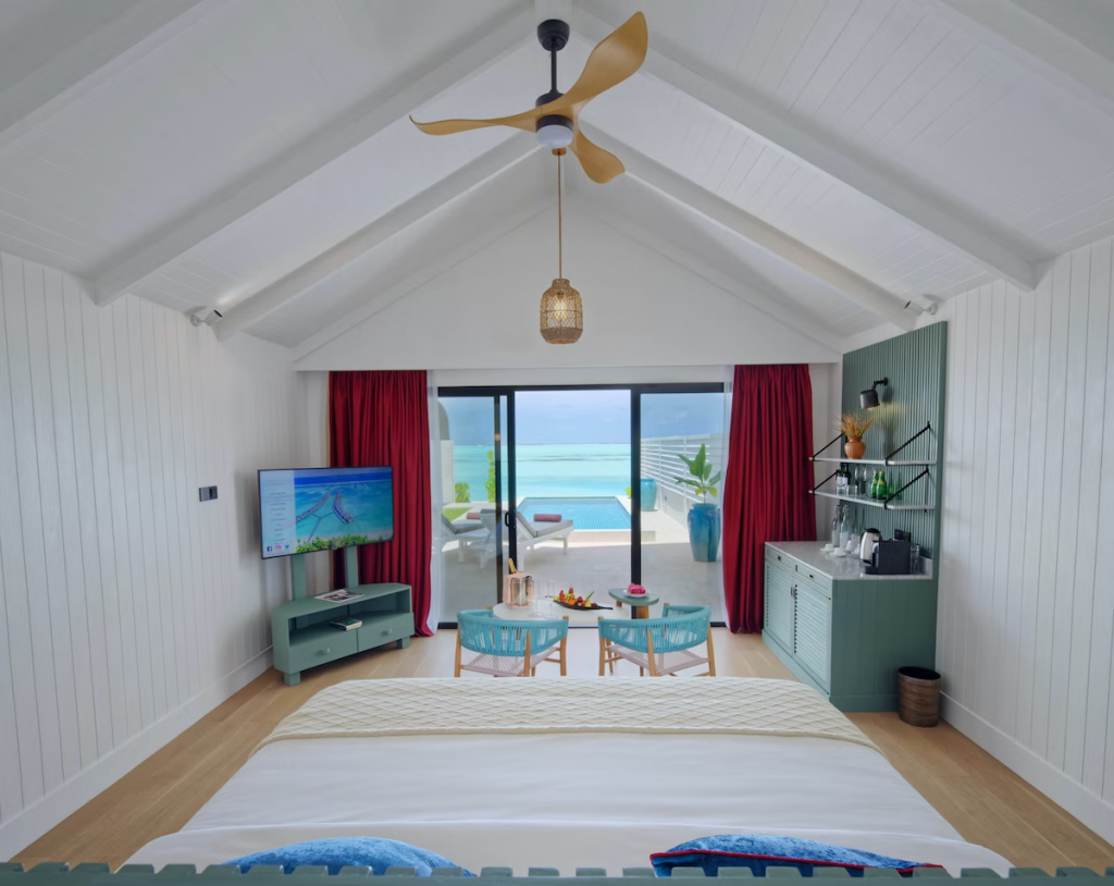 Deluxe Beach Pool Villa Bedroom