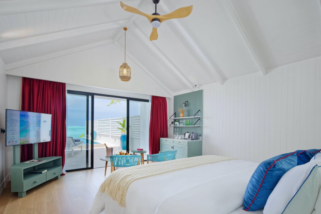 Deluxe Beach Pool Villa Bedroom