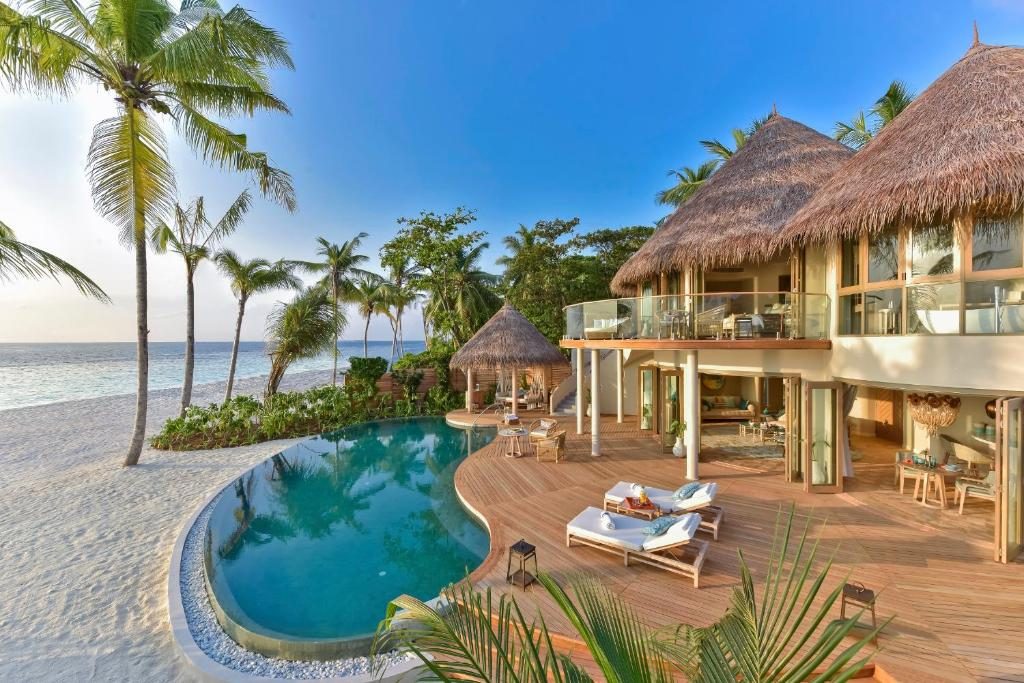 Beach Residence with Private Pool 