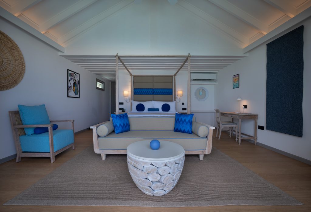 Lagoon Pool Villa Bedroom