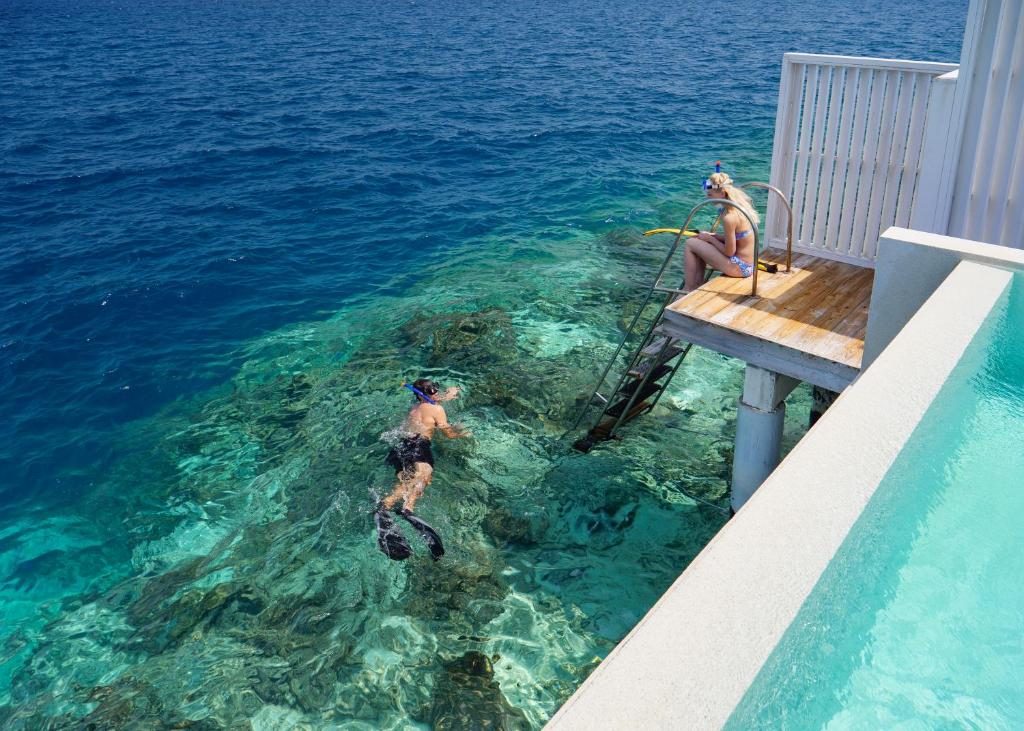 Reef Water Pool Villa Snorkeling