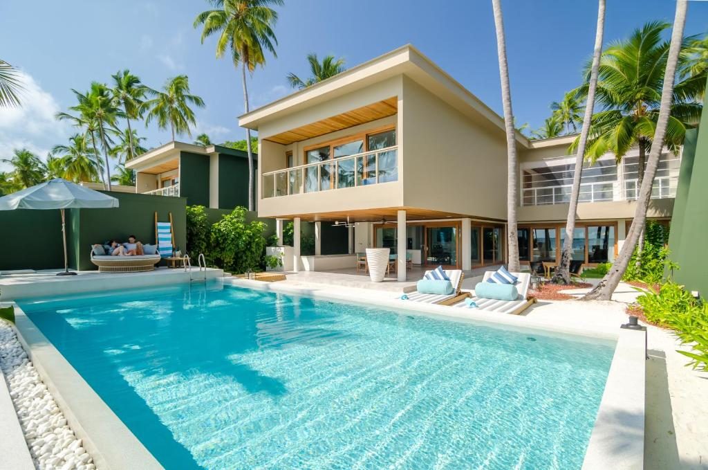 Three Bedroom Beach Residence Pool