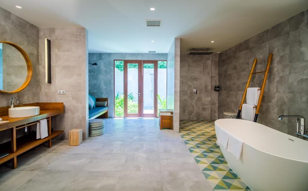 Two Bedroom Beach Pool Villa Bathroom