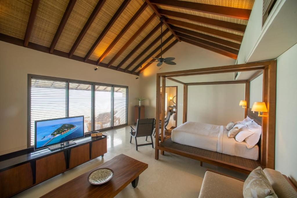 Two Bedroom Sunrise Water Pool Villa Bedroom